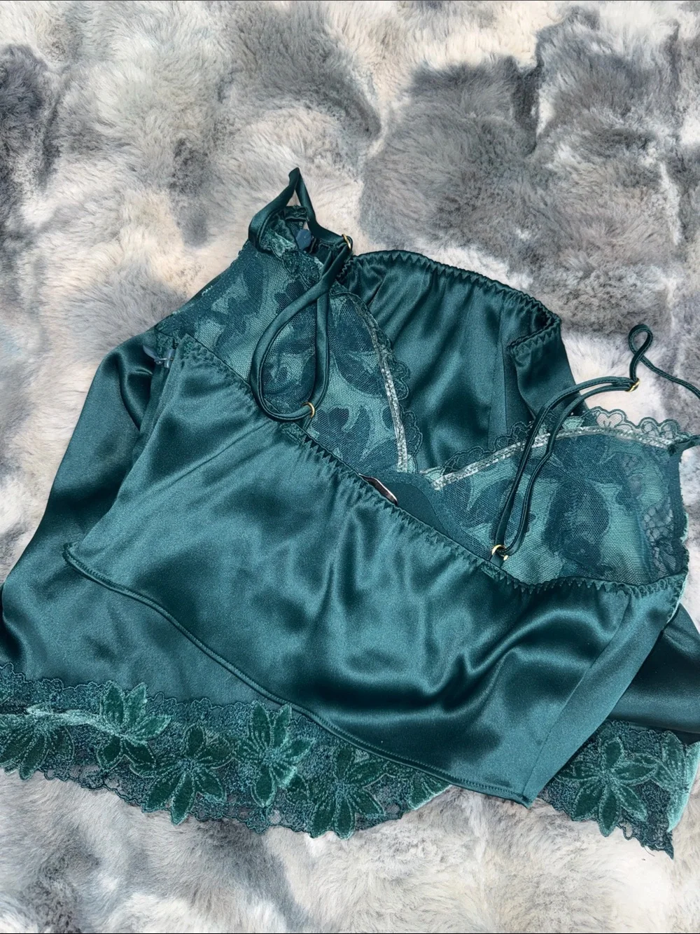 Victoria secret Emerald Satin & Lace Sleep Camisole Set